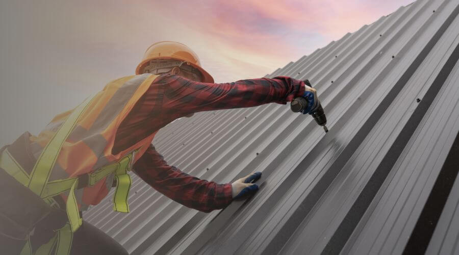Professional gutter cleaning in Alcolu, SC